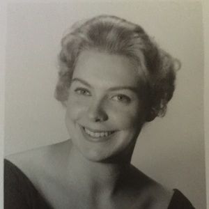 Meet your Posher, Liz